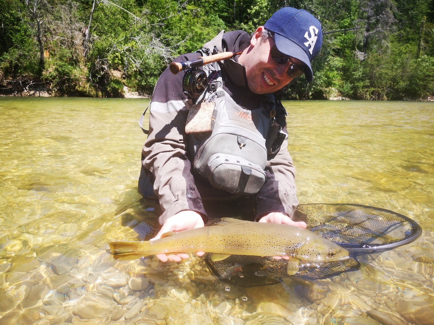 Initiation pêche à la mouche, Champion du monde Grégoire Juglaret à Samoëns